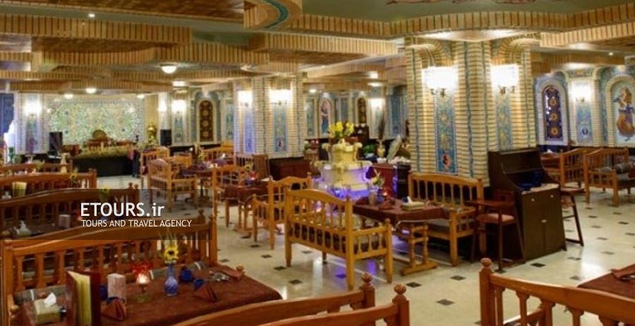 رستوران سنتی هتل قصر طلایی مشهد
