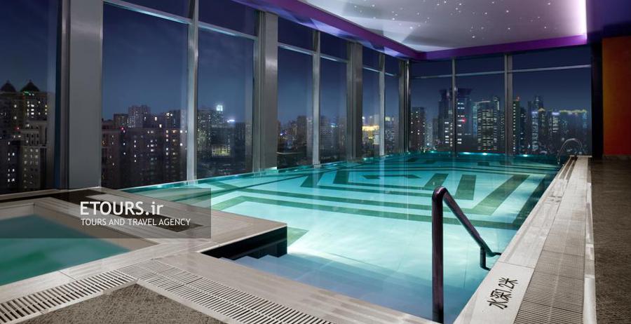 استخر هتل رنسانس یو گاردن شانگهای