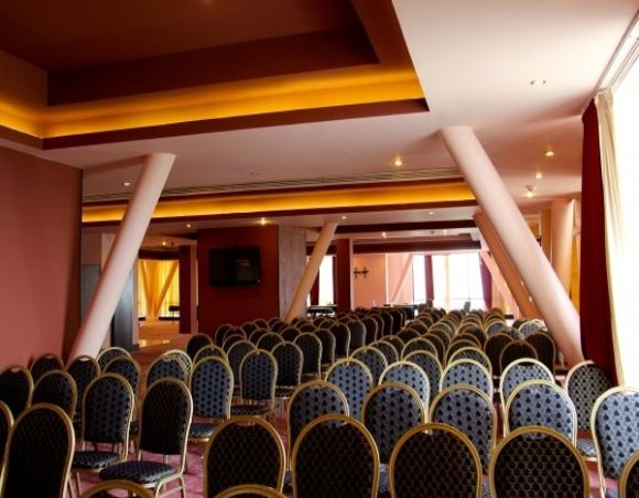 سالن کنفرانس