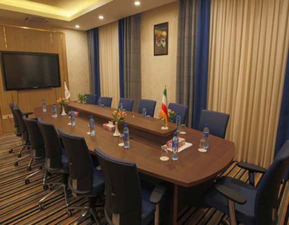 اتاق جلسات فیروزه