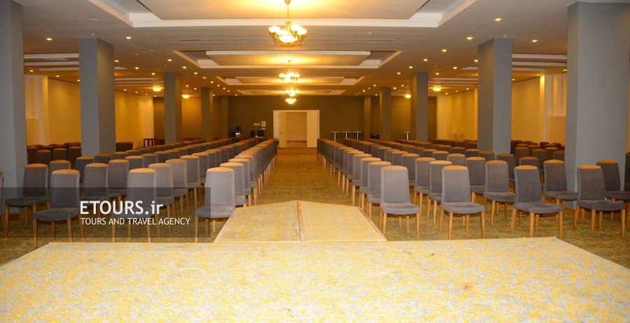 سالن کنفرانس سنزا