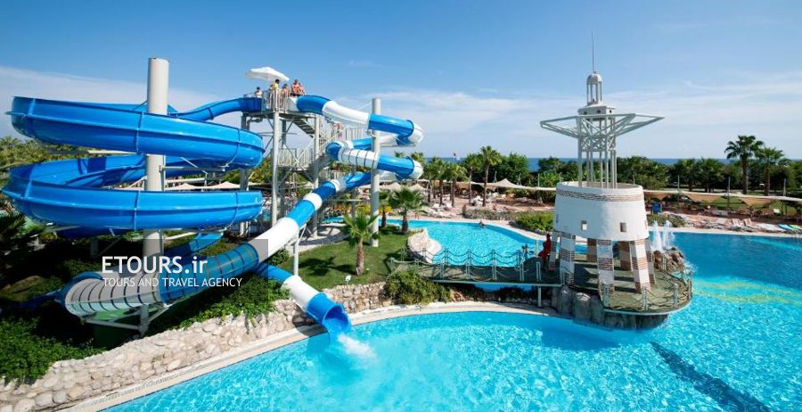 استخر روباز و پارک آبی لیماک