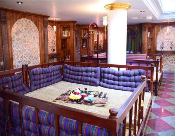 رستوران سنتی رز