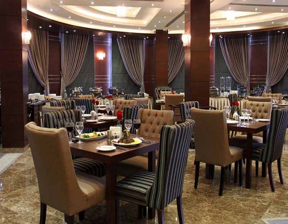 رستوران ریکو