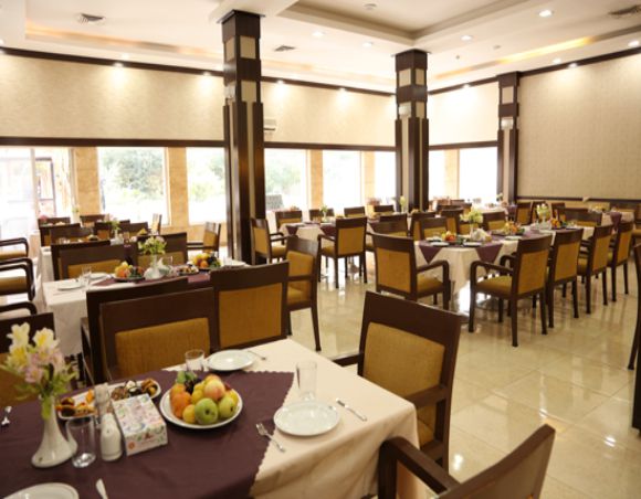 رستوران زرین